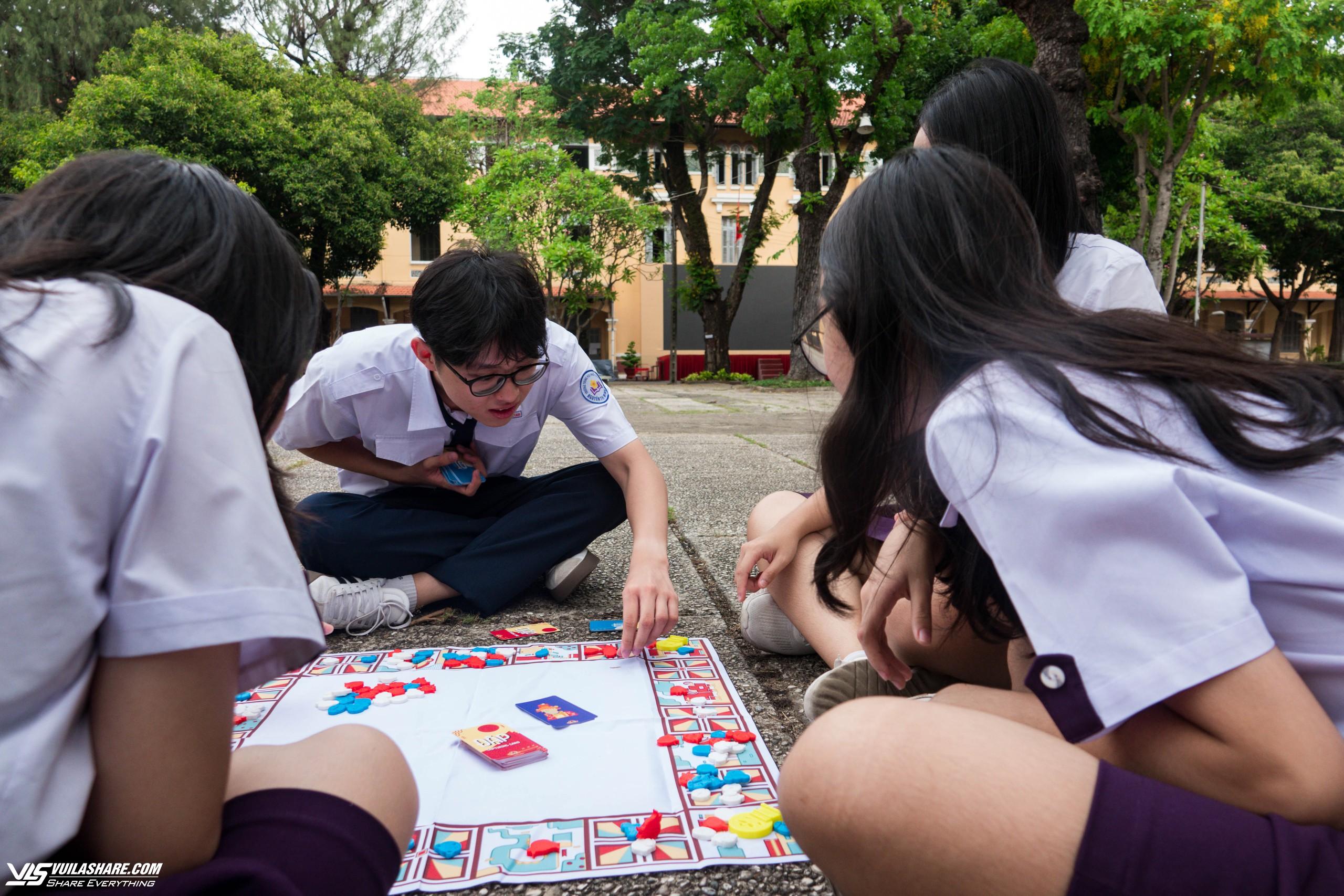 Học sinh đưa văn hóa, kiến trúc Việt vào trò chơi dân gian, giành giải quốc gia- Ảnh 3.