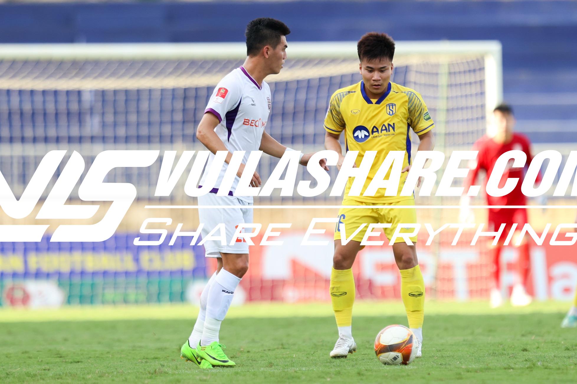 Thắng sốc trên sân Thanh Hóa, CLB Nam Định tiến gần ngôi vô địch V-League- Ảnh 3.