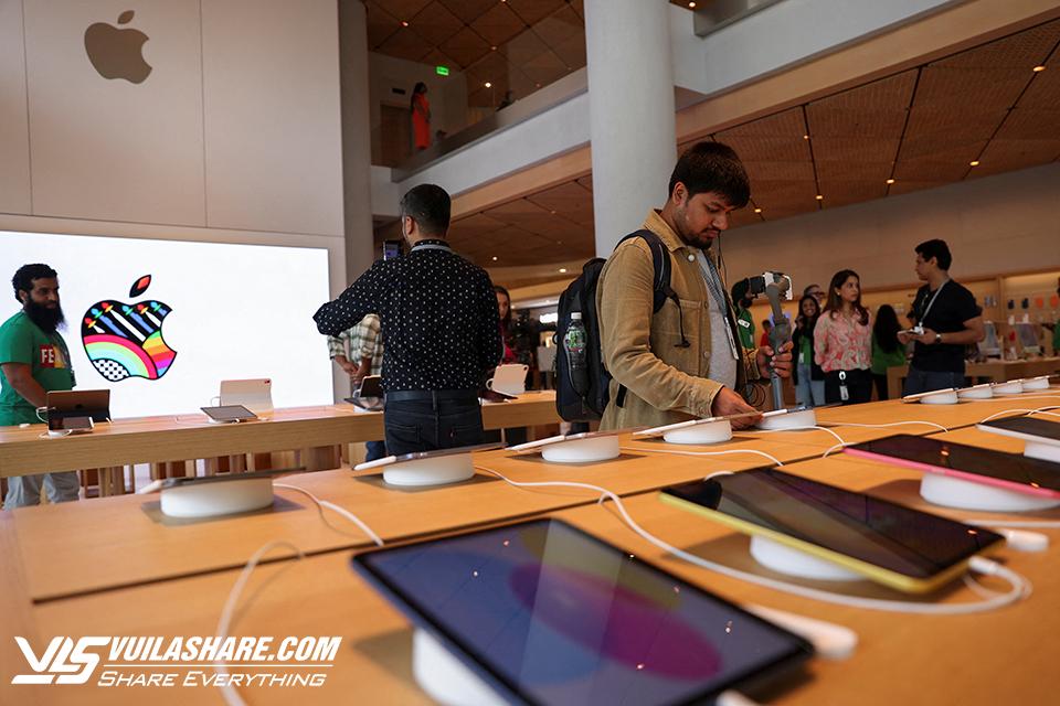 Apple muốn 'vượt mặt' Samsung bằng iPhone 16- Ảnh 1.