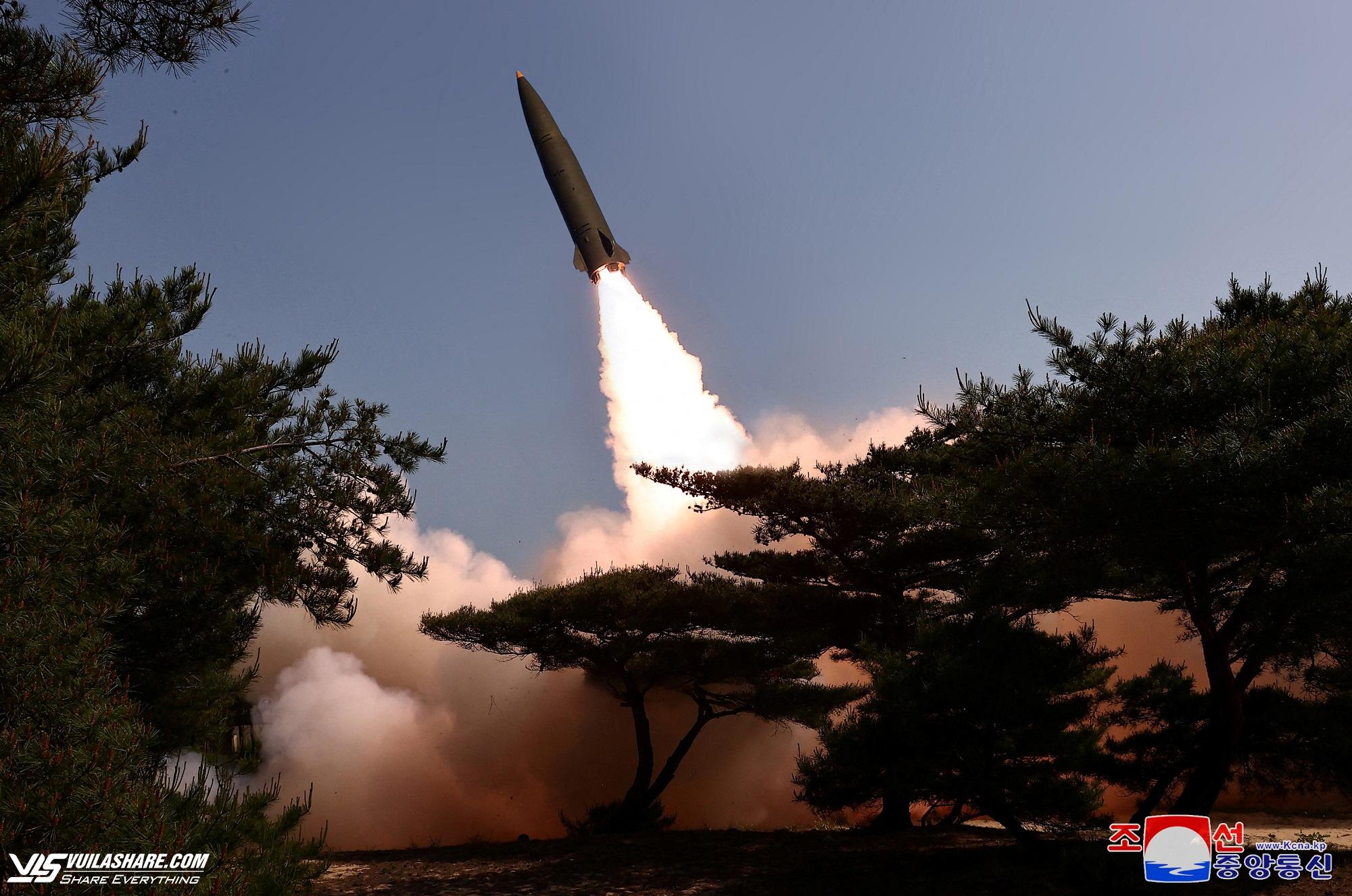 Triều Tiên phóng tên lửa sau khi ra cáo buộc mới với Mỹ, Hàn Quốc?- Ảnh 1.