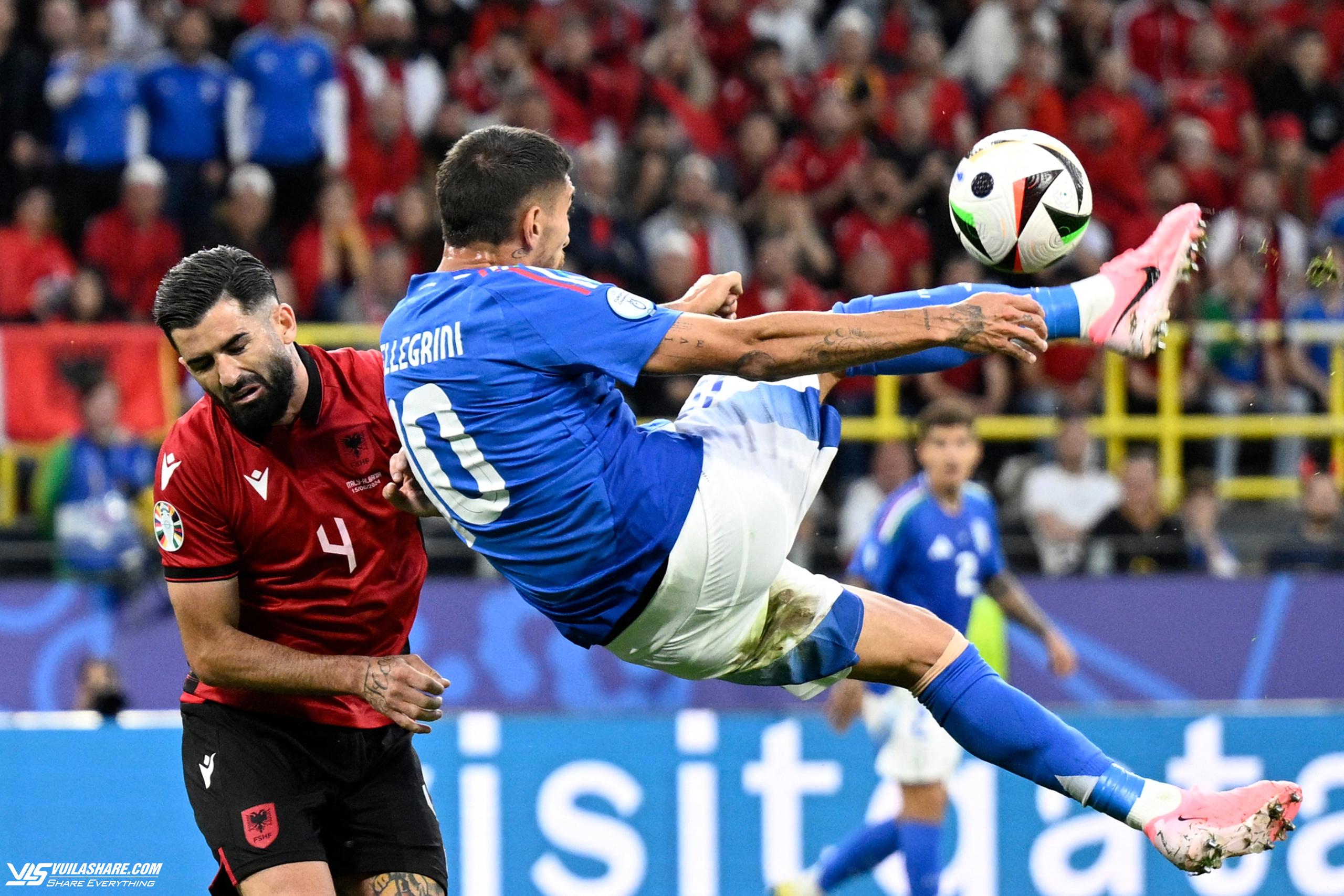 Ghi bàn nhanh nhất lịch sử EURO, Albania vẫn thua ngược đương kim vô địch Ý- Ảnh 2.