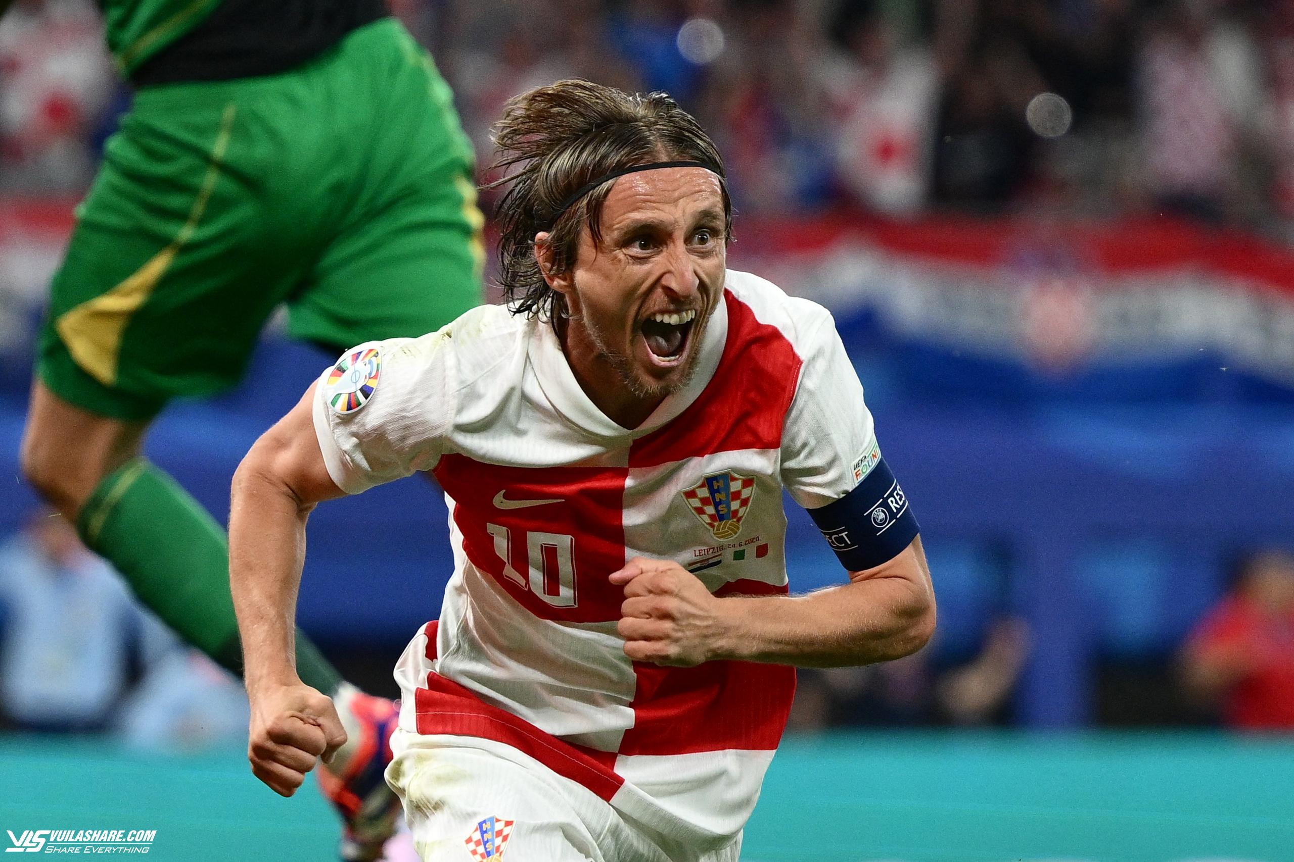 Cơ hội đi tiếp của Croatia rất mong manh, chờ phép màu cho Luka Modric!- Ảnh 2.