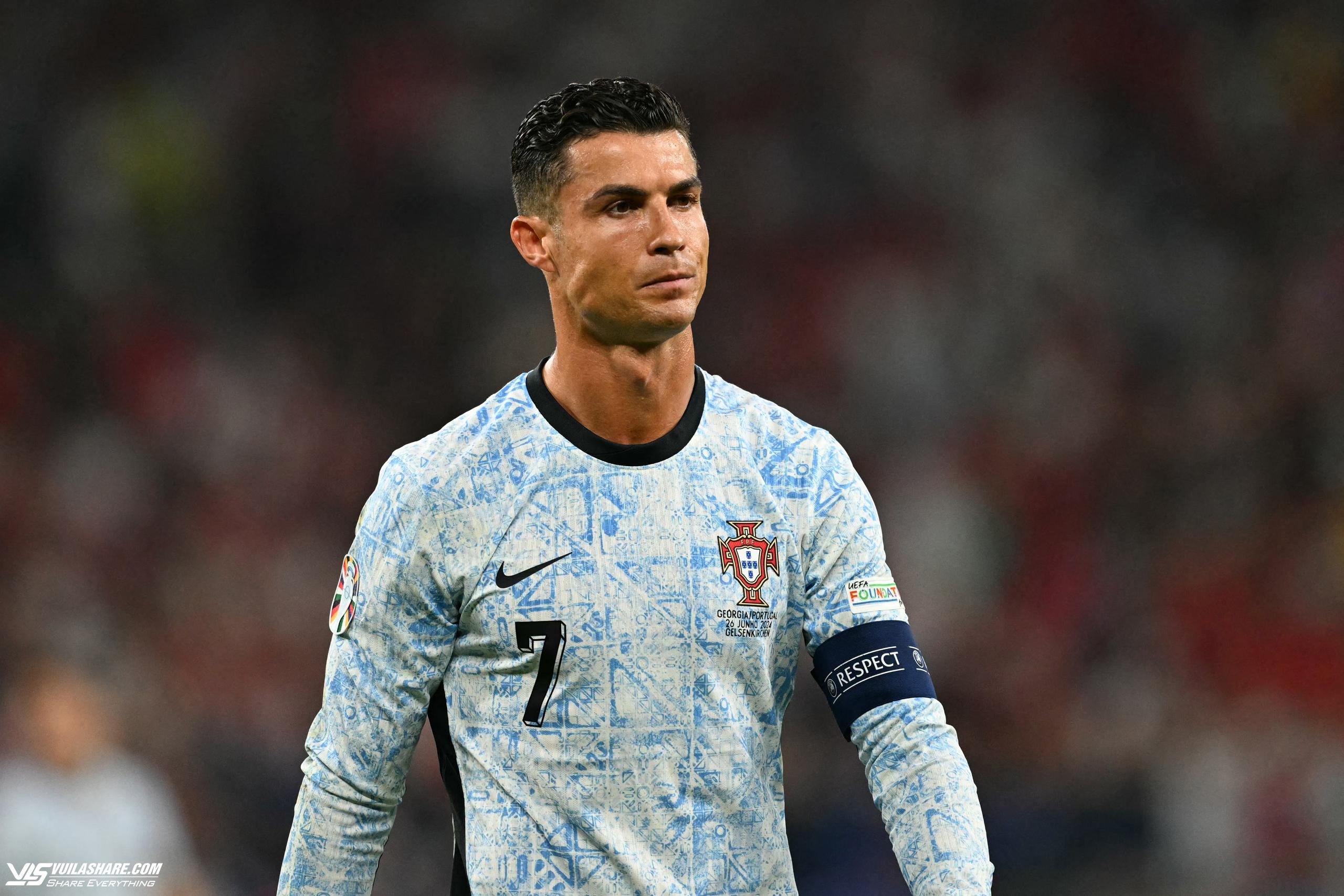 Ronaldo nổi giận khi bị thay khỏi sân, thất bại khó tin của Bồ Đào Nha- Ảnh 1.