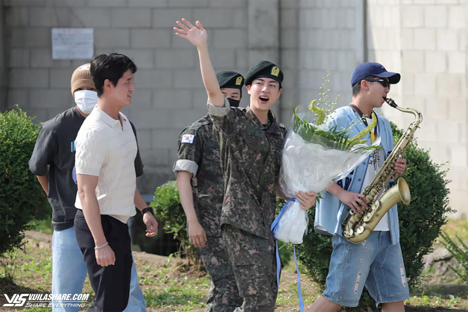 Kế hoạch đầu tiên của Jin - nhóm BTS sau khi hoàn thành nghĩa vụ quân sự- Ảnh 3.