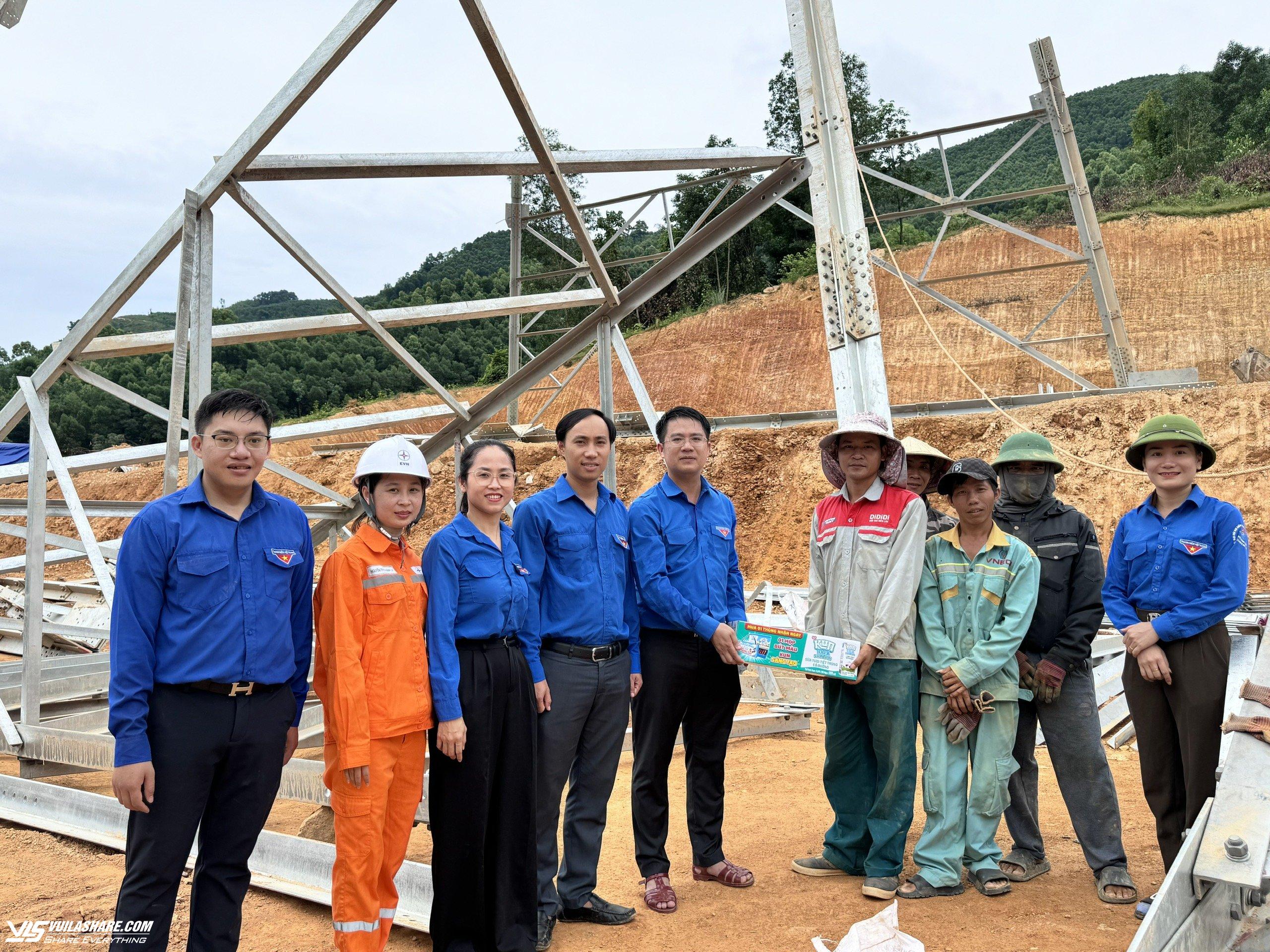 Tuổi trẻ Hà Tĩnh ra quân hỗ trợ dự án đường dây 500 kV mạch 3- Ảnh 3.