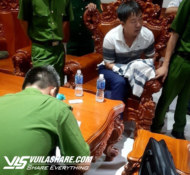 Truy tố các cựu cán bộ Cục Quản lý thị trường Bình Thuận tội nhận hối lộ- Ảnh 1.