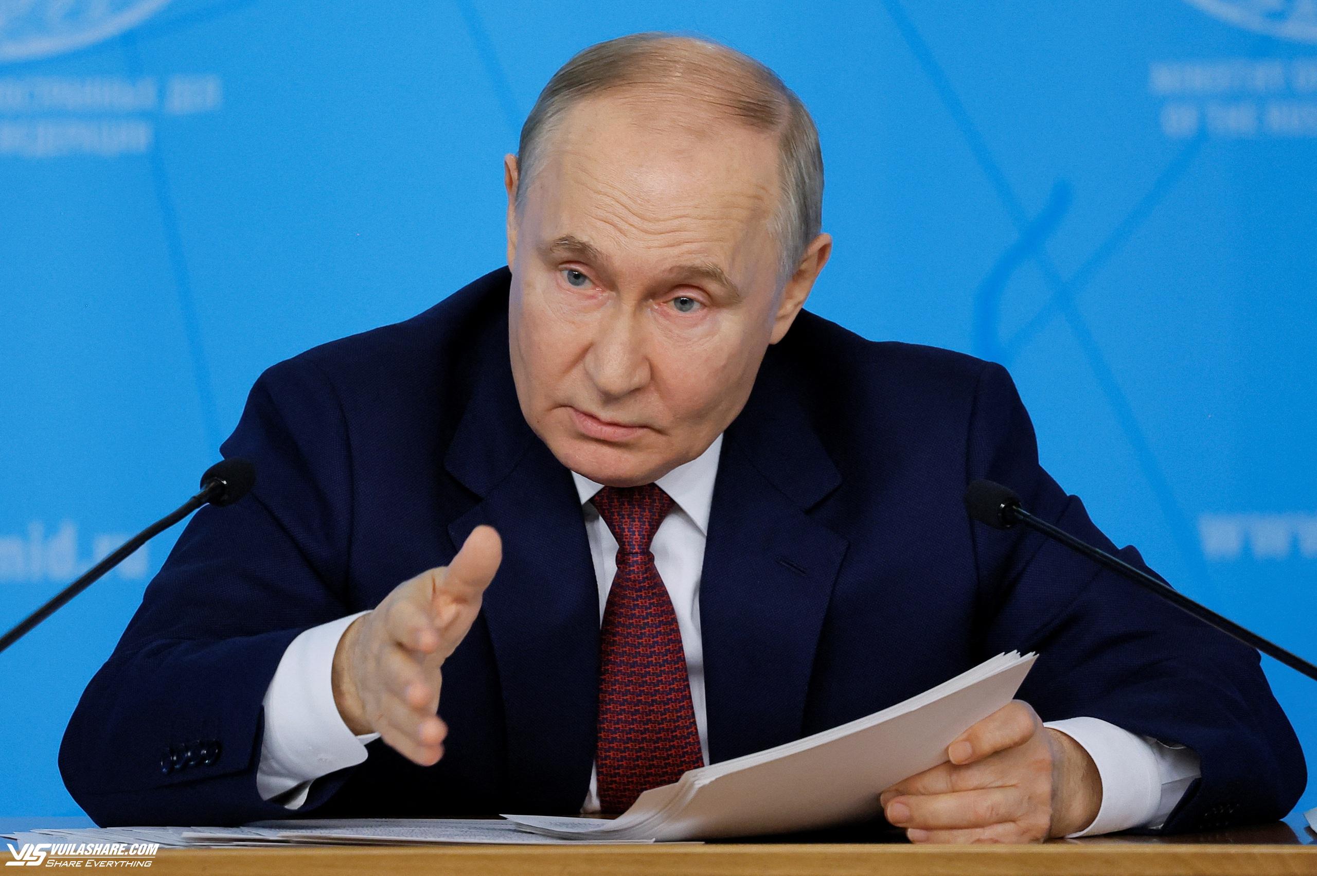 Tổng thống Putin ra điều kiện ngừng bắn tại Ukraine- Ảnh 1.