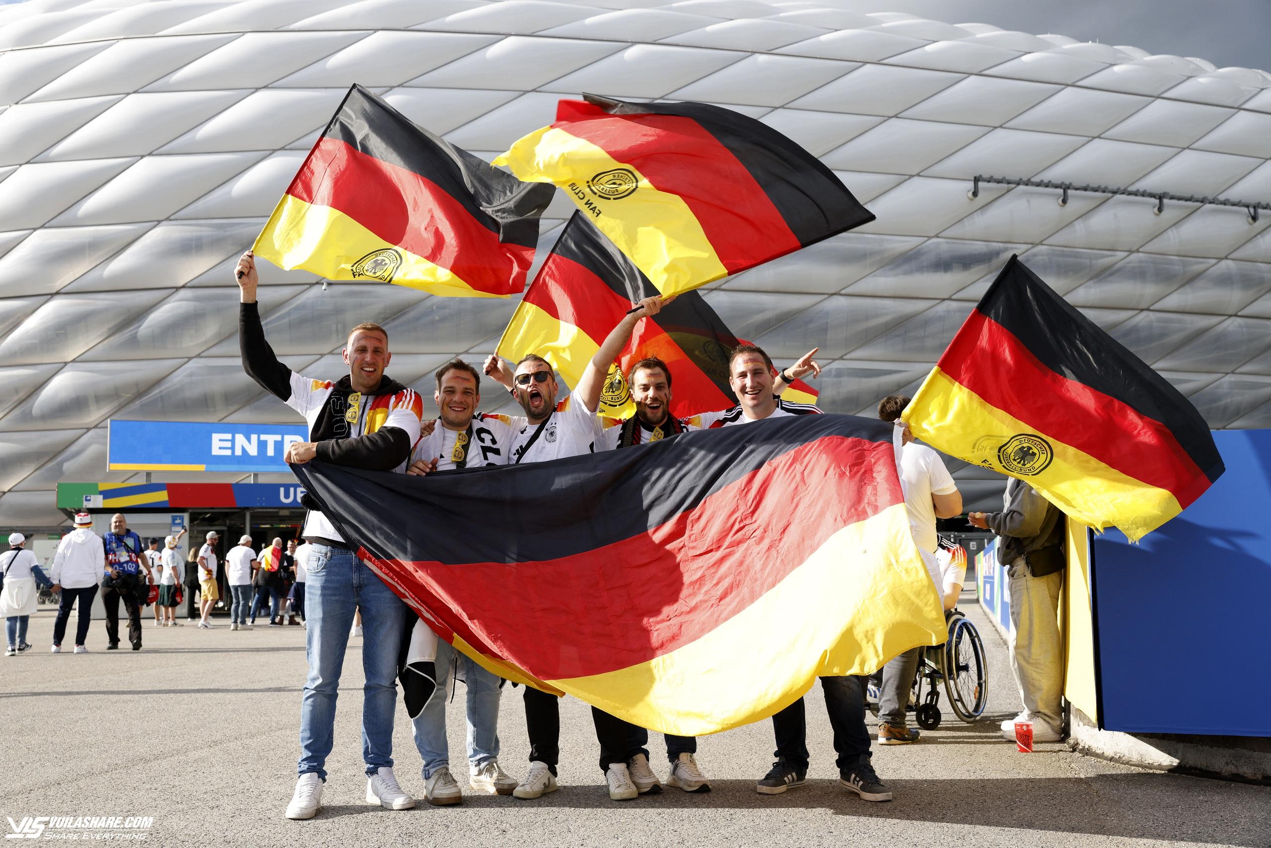 EURO 2024 khai màn đẳng cấp và đầy màu sắc, nước Đức cống hiến bữa tiệc hoàn hảo- Ảnh 4.