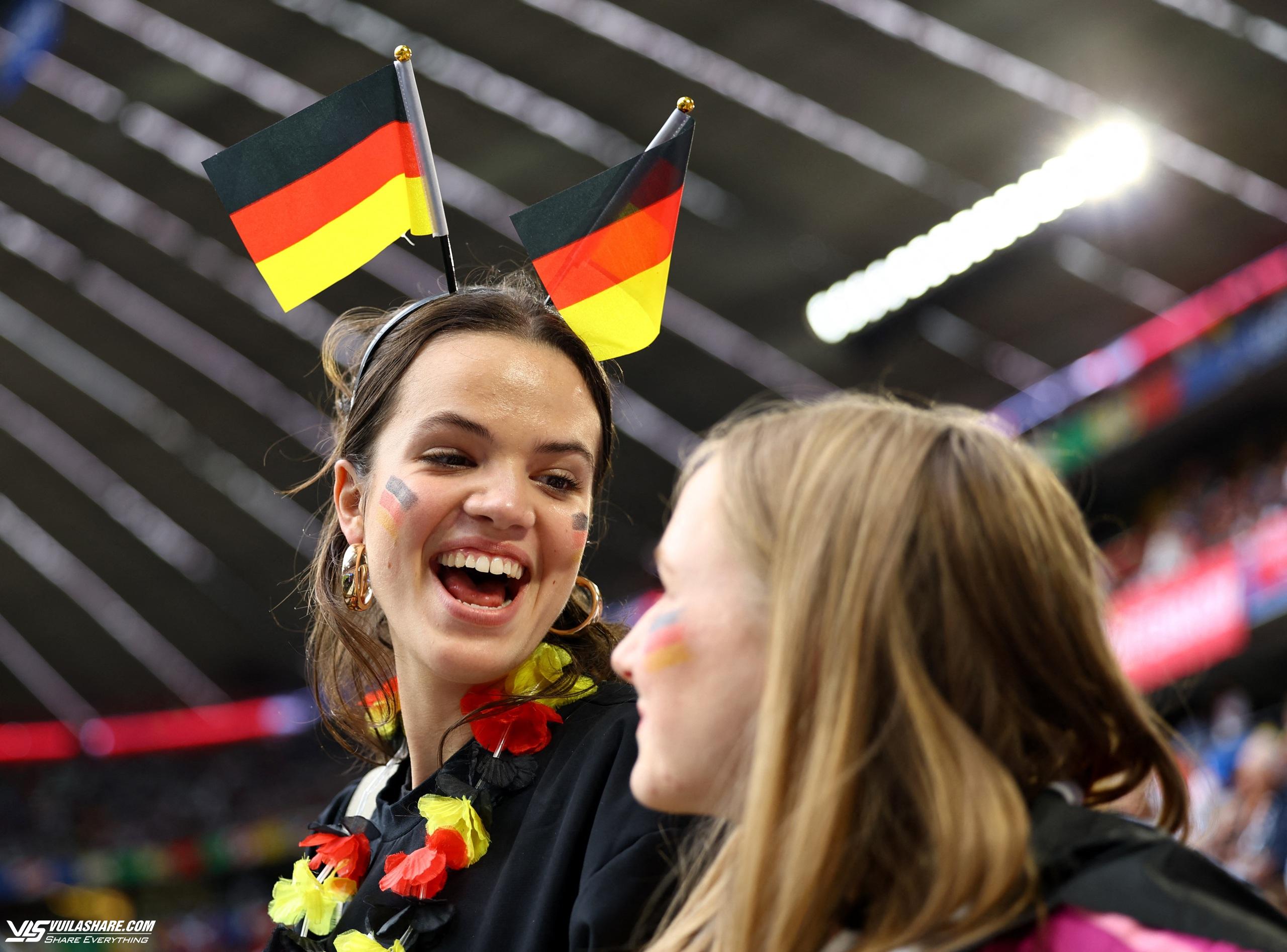 EURO 2024 khai màn đẳng cấp và đầy màu sắc, nước Đức cống hiến bữa tiệc hoàn hảo- Ảnh 13.