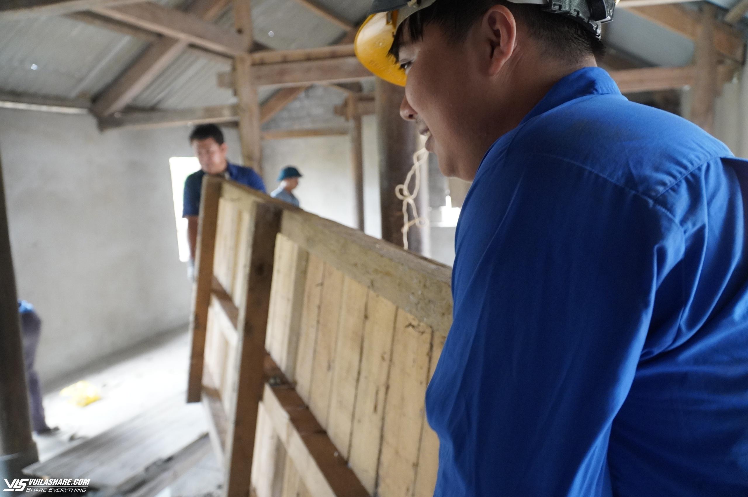 Người trẻ Quảng Bình hỗ trợ giải phóng mặt bằng dự án đường dây 500 kV- Ảnh 7.