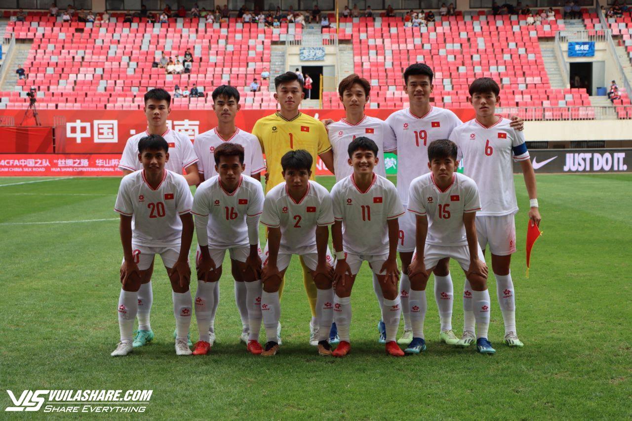Tài năng trẻ SLNA solo ghi bàn như Messi, U.19 Việt Nam thua tiếc nuối Uzbekistan- Ảnh 1.