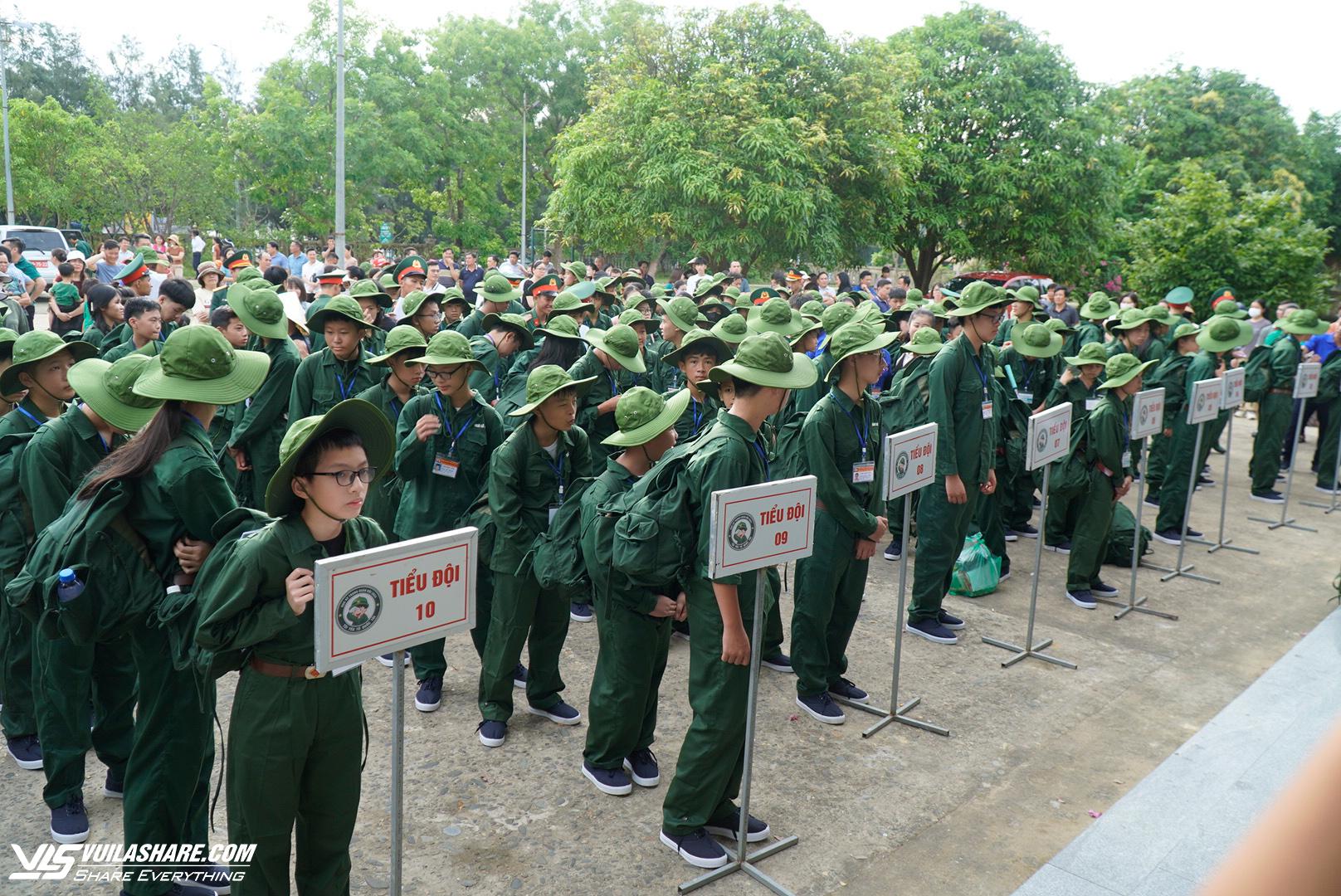 Gần 1.000 học sinh tại Quảng Bình tham gia Học kỳ quân đội- Ảnh 1.