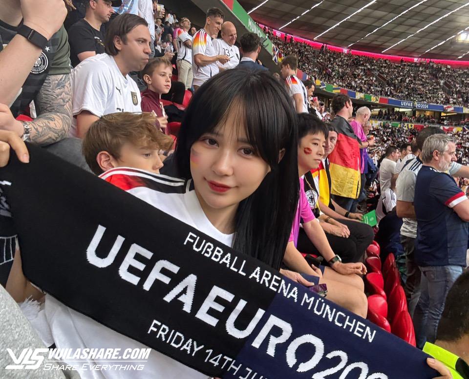 Hâm mộ tuyển Đức từ năm 9 tuổi, cô gái chi 200 triệu đồng xem EURO 2024- Ảnh 2.