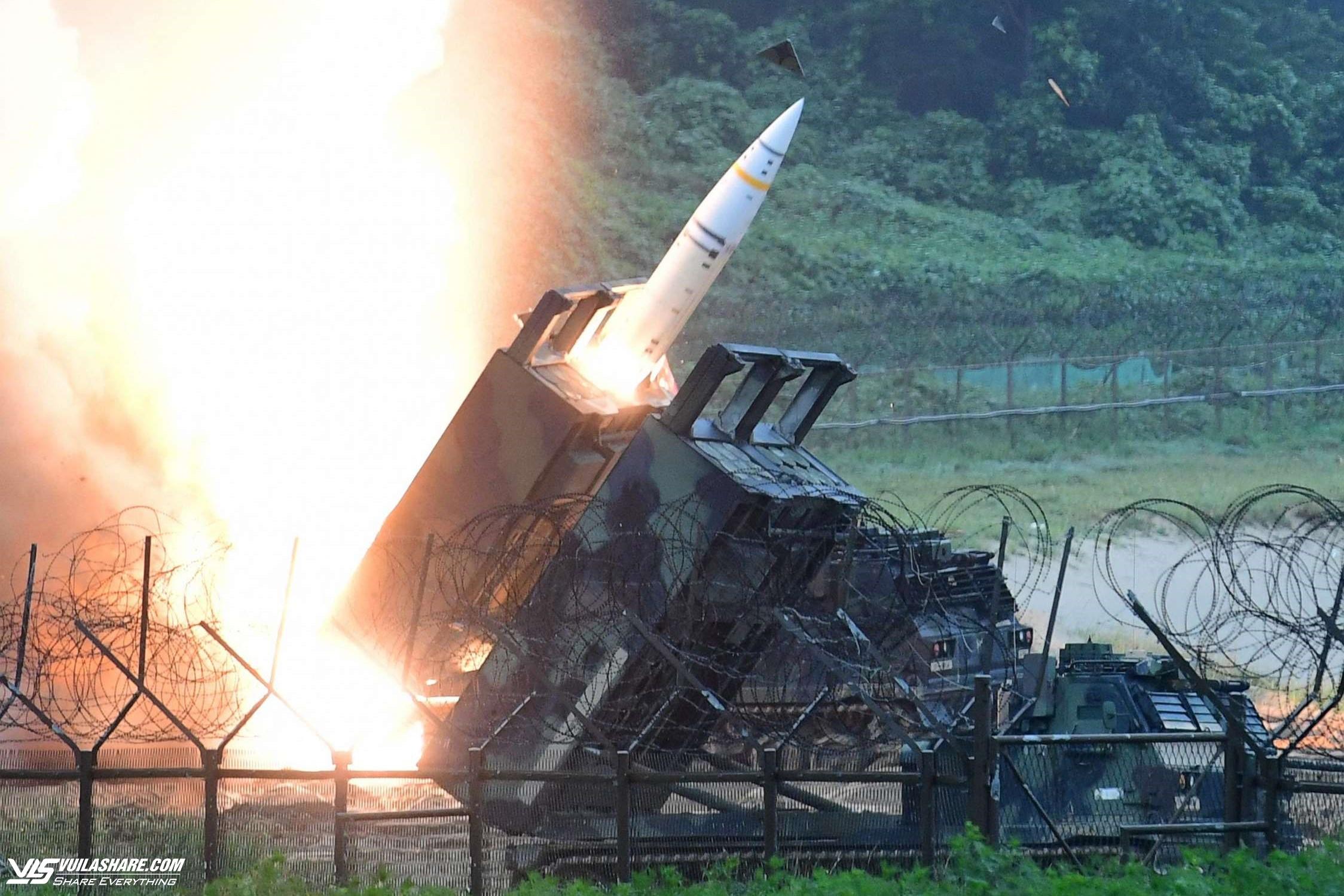 Tên lửa ATACMS giúp Ukraine 'dọn đường' đón tiêm kích F-16?- Ảnh 1.