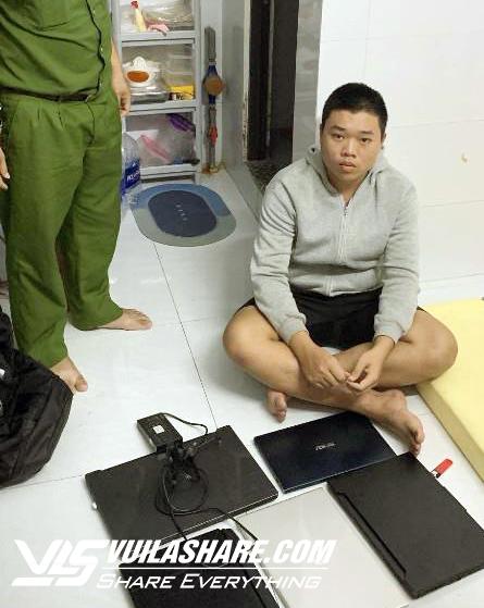 Đột nhập trường đại học, trộm cắp laptop trị giá hơn 100 triệu đồng- Ảnh 1.