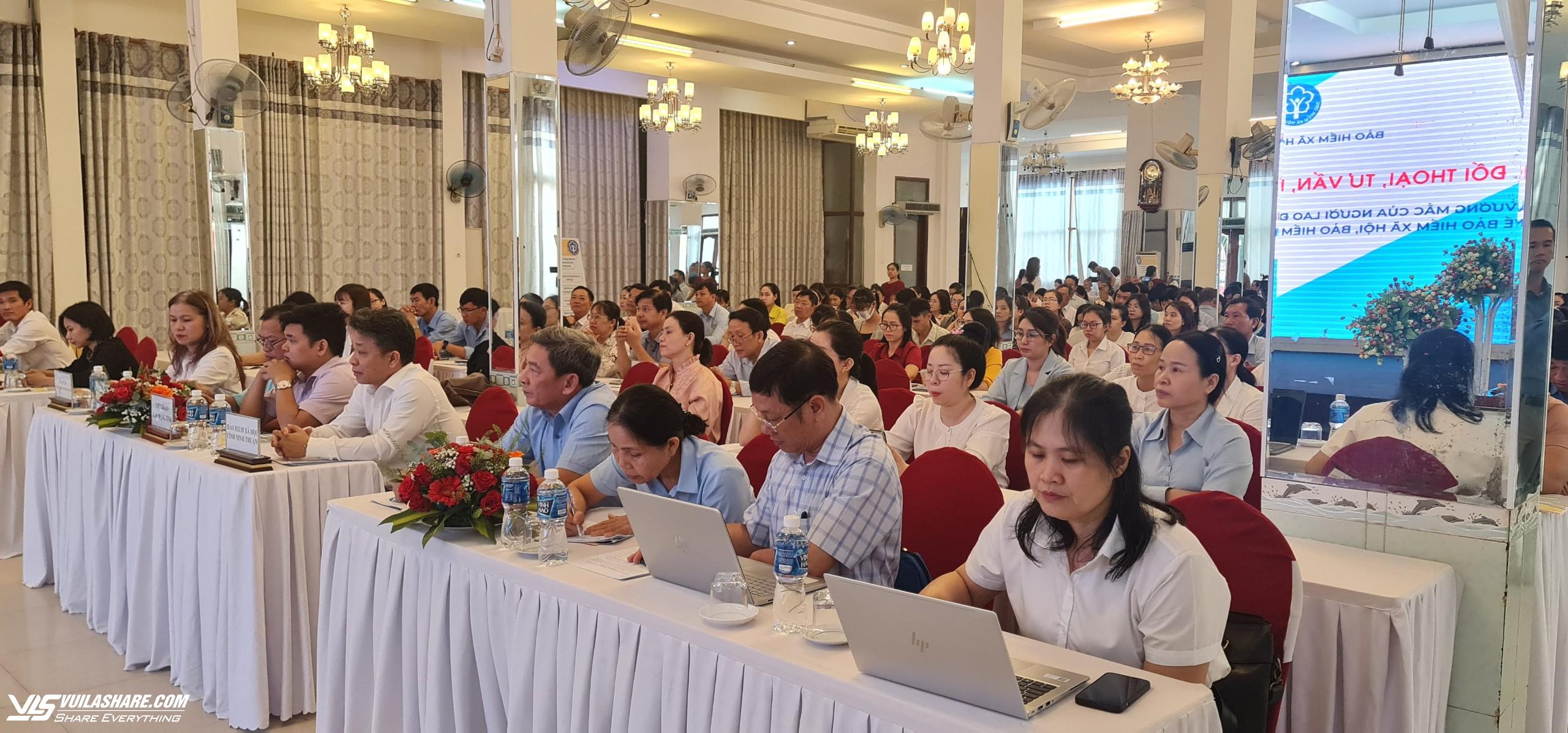 Ninh Thuận đẩy mạnh công tác truyền thông chuyên đề về BHXH một lần- Ảnh 2.