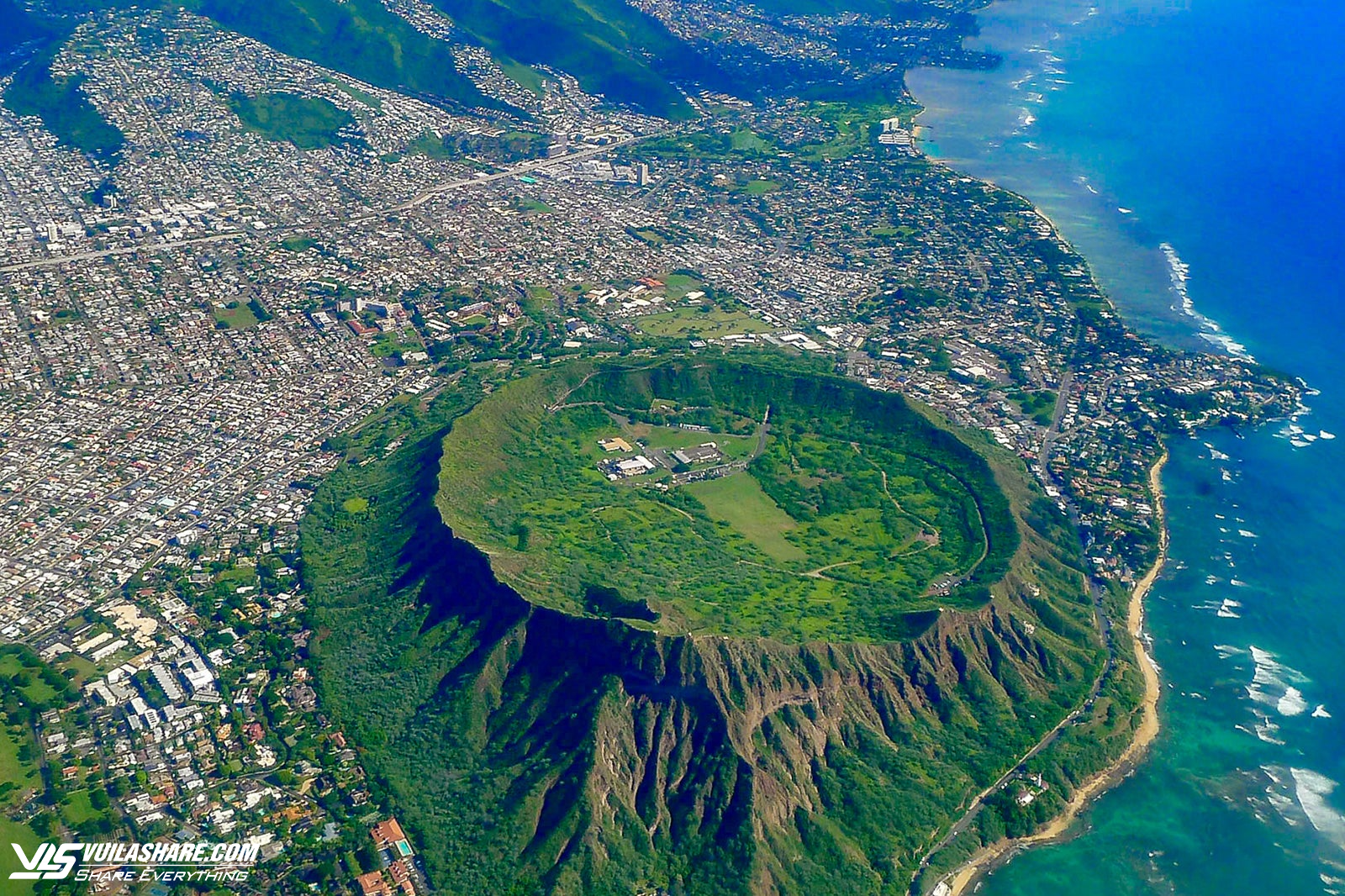 Những ngọn núi lửa kỳ vĩ nhất thế giới, biểu tượng cho sức mạnh của tự nhiên- Ảnh 5.