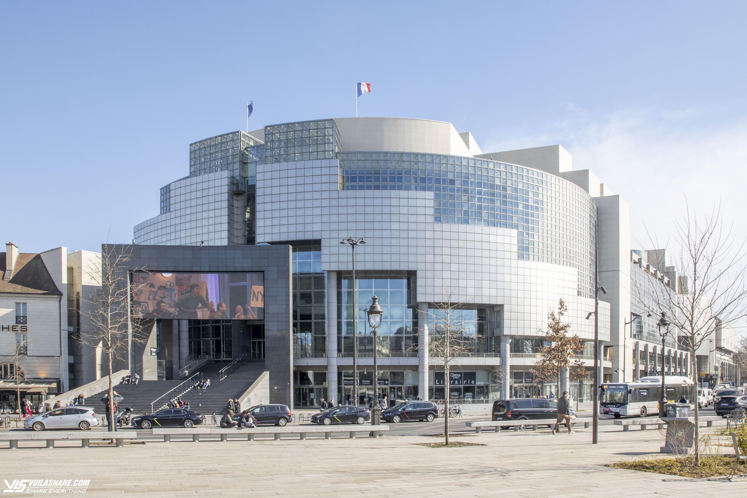 Các nhà hát lộng lẫy có kiến trúc từ cổ điển tới hiện đại tại Pháp- Ảnh 3.