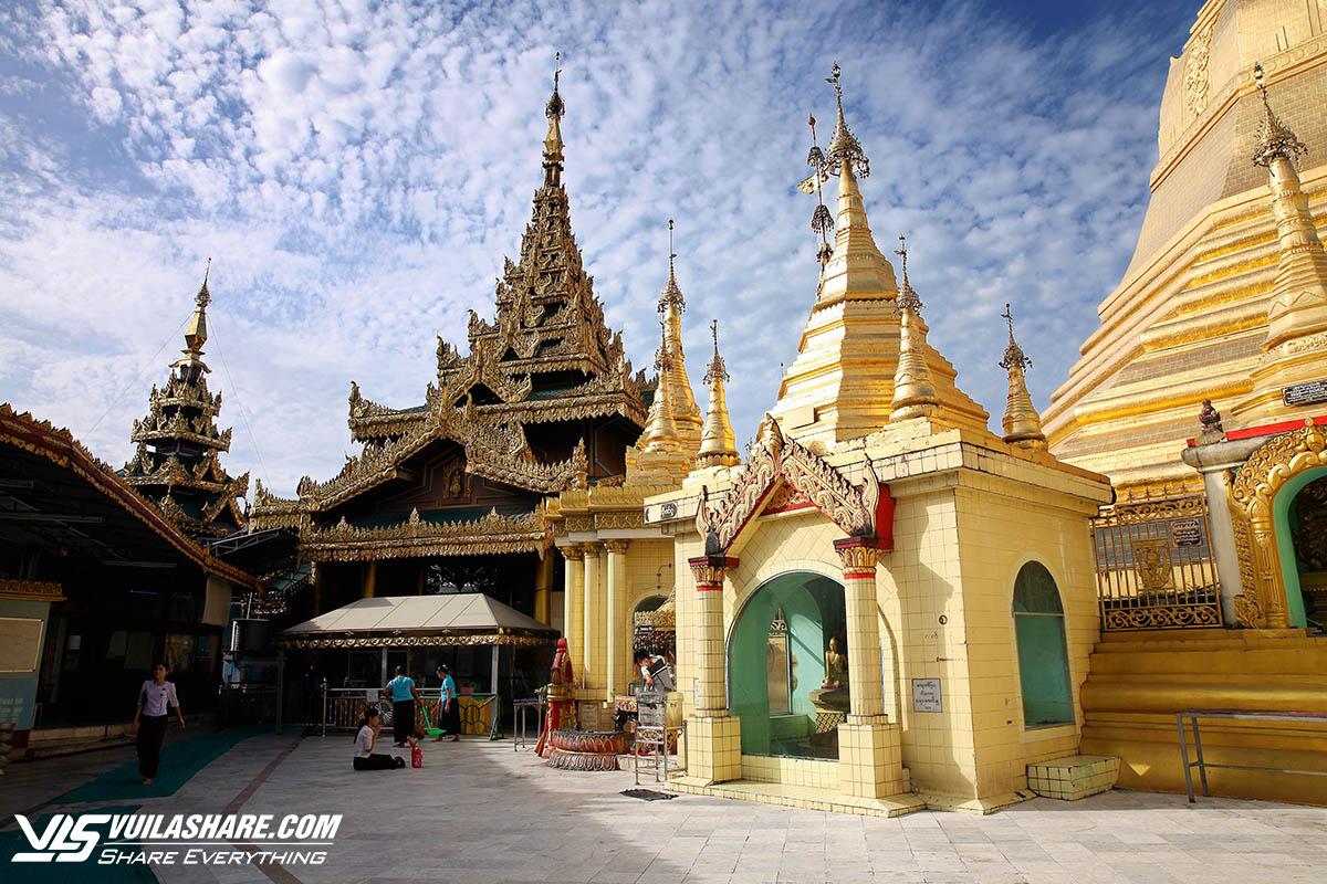 Những ngôi chùa linh thiêng tại Myanmar- Ảnh 2.