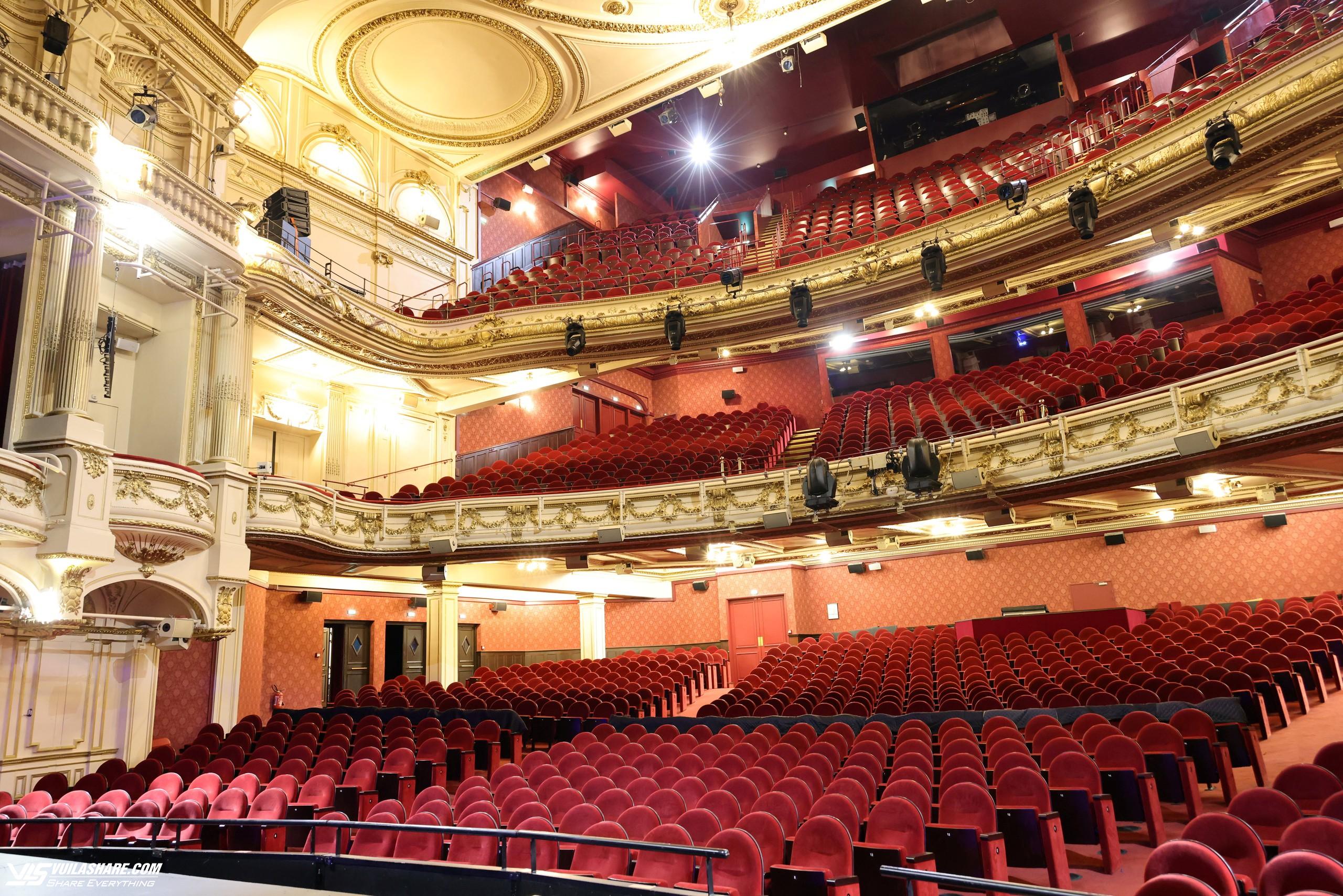 Các nhà hát lộng lẫy có kiến trúc từ cổ điển tới hiện đại tại Pháp- Ảnh 2.