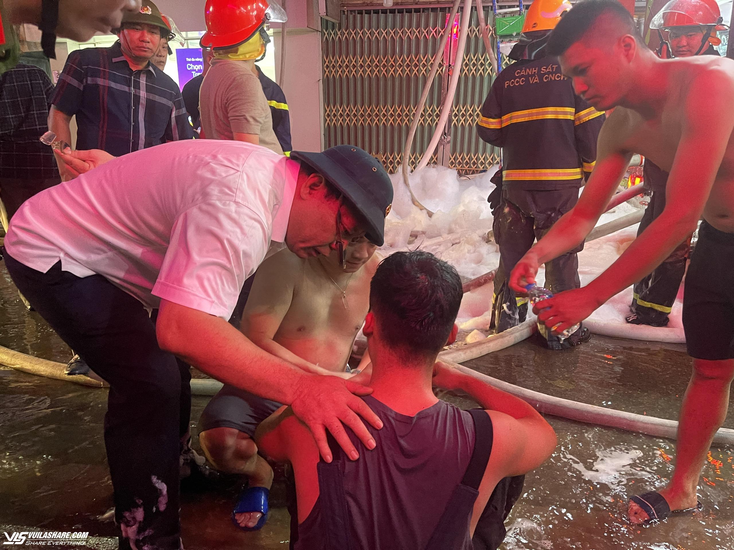 Vụ cháy nhà 6 tầng ở Hà Nội: 4 người chết- Ảnh 3.