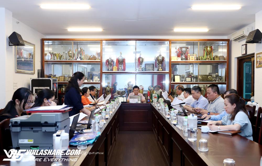 VFF cấp phép cho các CLB mùa 2024 - 2025, CLB Khánh Hòa 'gấp đôi nỗi sầu'- Ảnh 1.