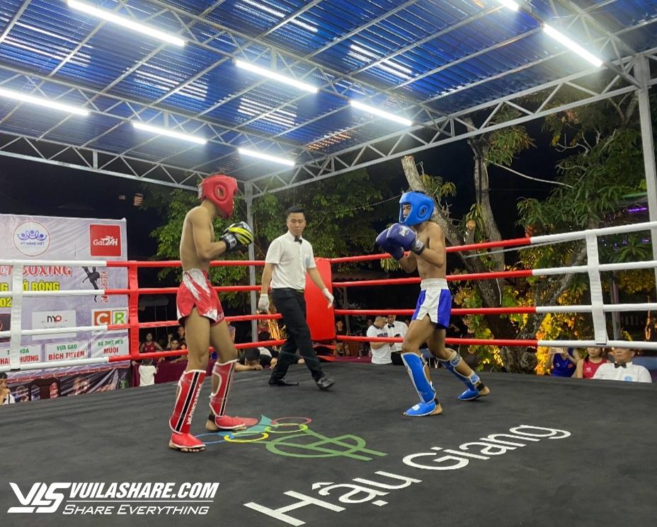 Lần đầu tiên tổ chức giải vô địch trẻ kickboxing miền Nam- Ảnh 1.