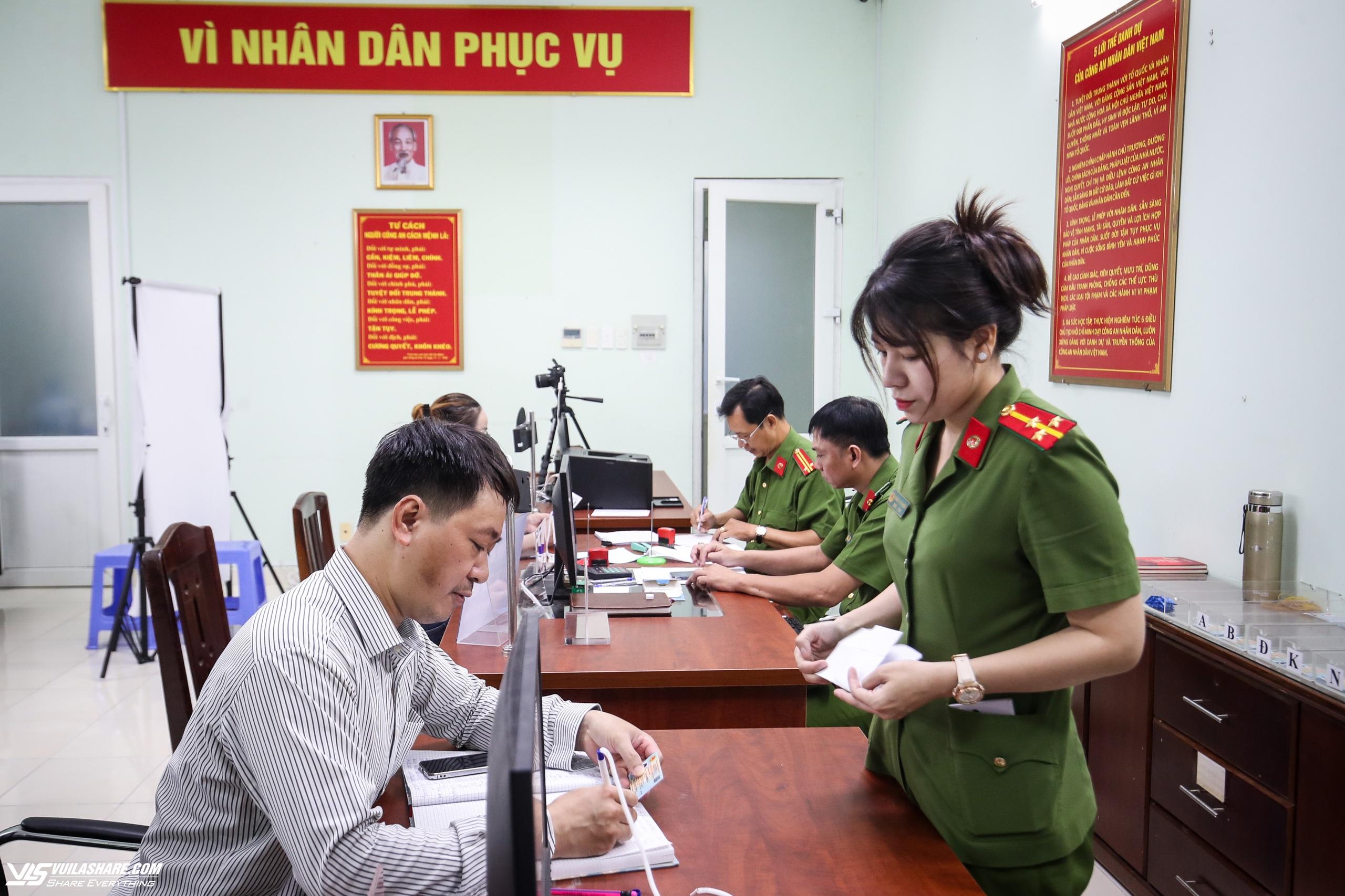 Thủ tục cấp giấy chứng nhận căn cước cho người gốc Việt Nam từ 1.7- Ảnh 1.