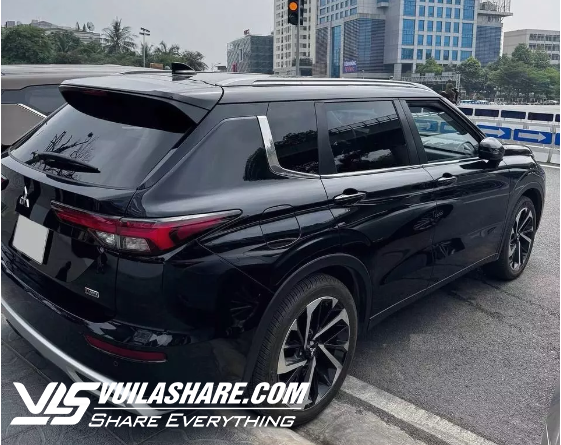 Mitsubishi Outlander 2025 xuất hiện tại Việt Nam, có cứu vãn được doanh số?- Ảnh 1.