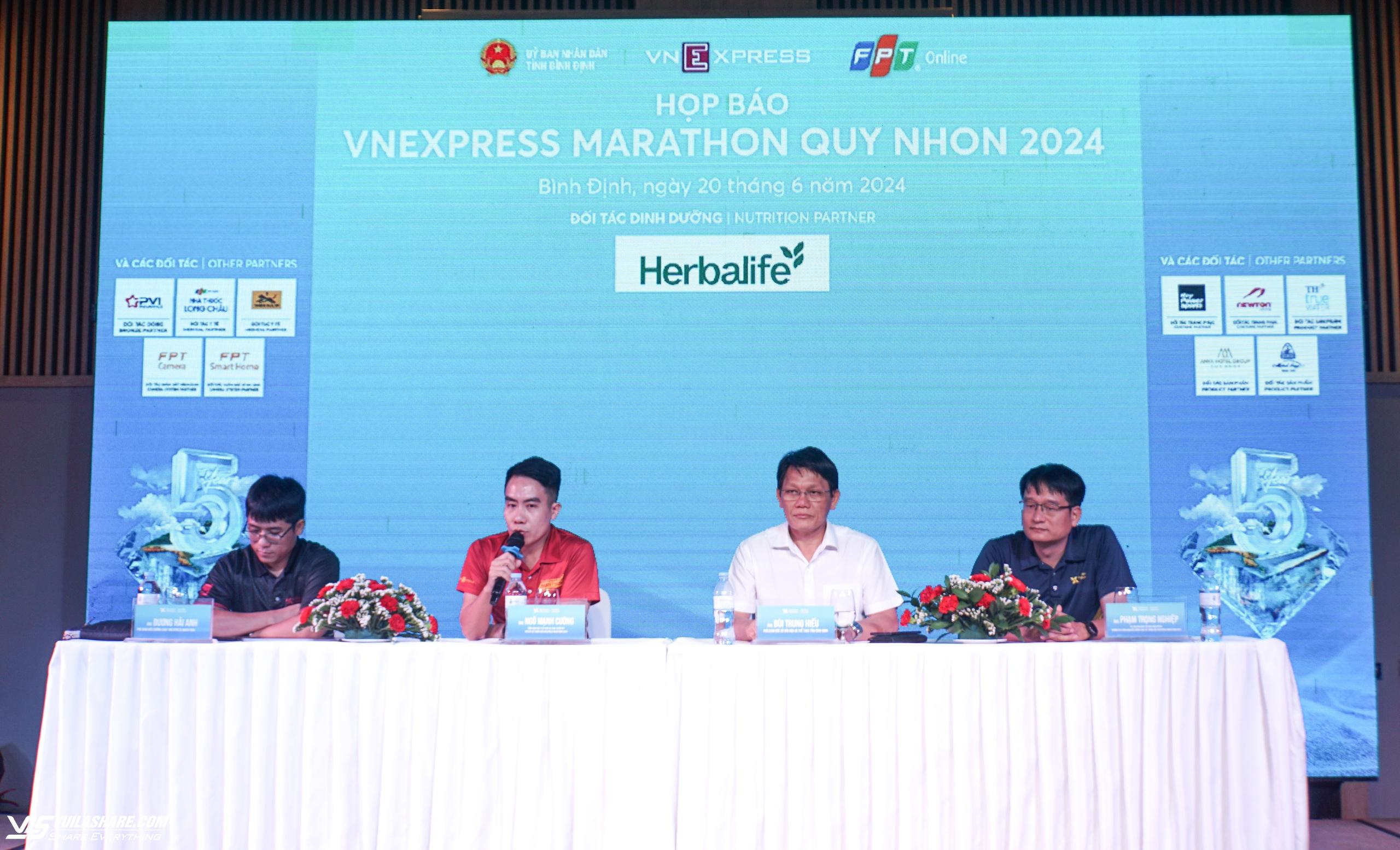 8.000 VĐV đua tài giải VnExpress Marathon Quy Nhơn 2024, tiền thưởng bạc tỉ- Ảnh 2.