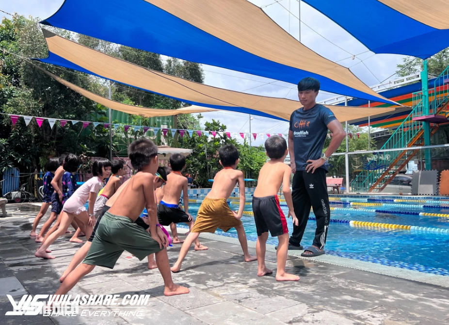 Kình ngư Para Games và hành trình dạy bơi miễn phí cho trẻ em ở mái ấm Thiên Thần- Ảnh 1.