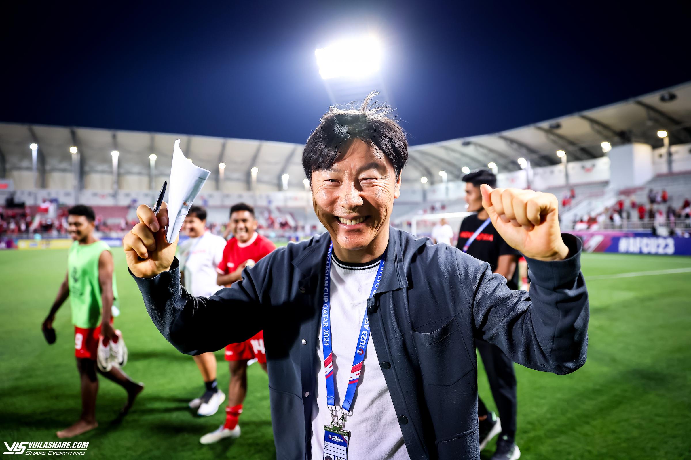 HLV Shin Tae-yong và bóng đá Indonesia gia hạn hợp đồng, tiếp tục mơ World Cup- Ảnh 1.