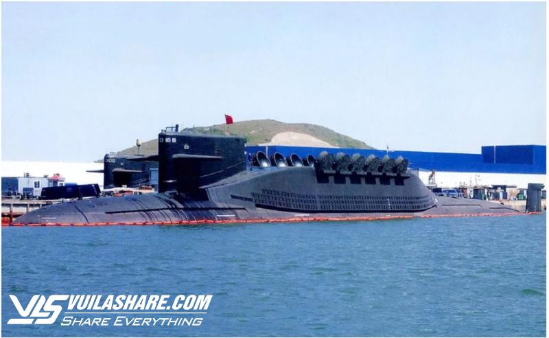 Lý giải việc tàu ngầm Trung Quốc bất ngờ nổi lên ở eo biển Đài Loan- Ảnh 1.