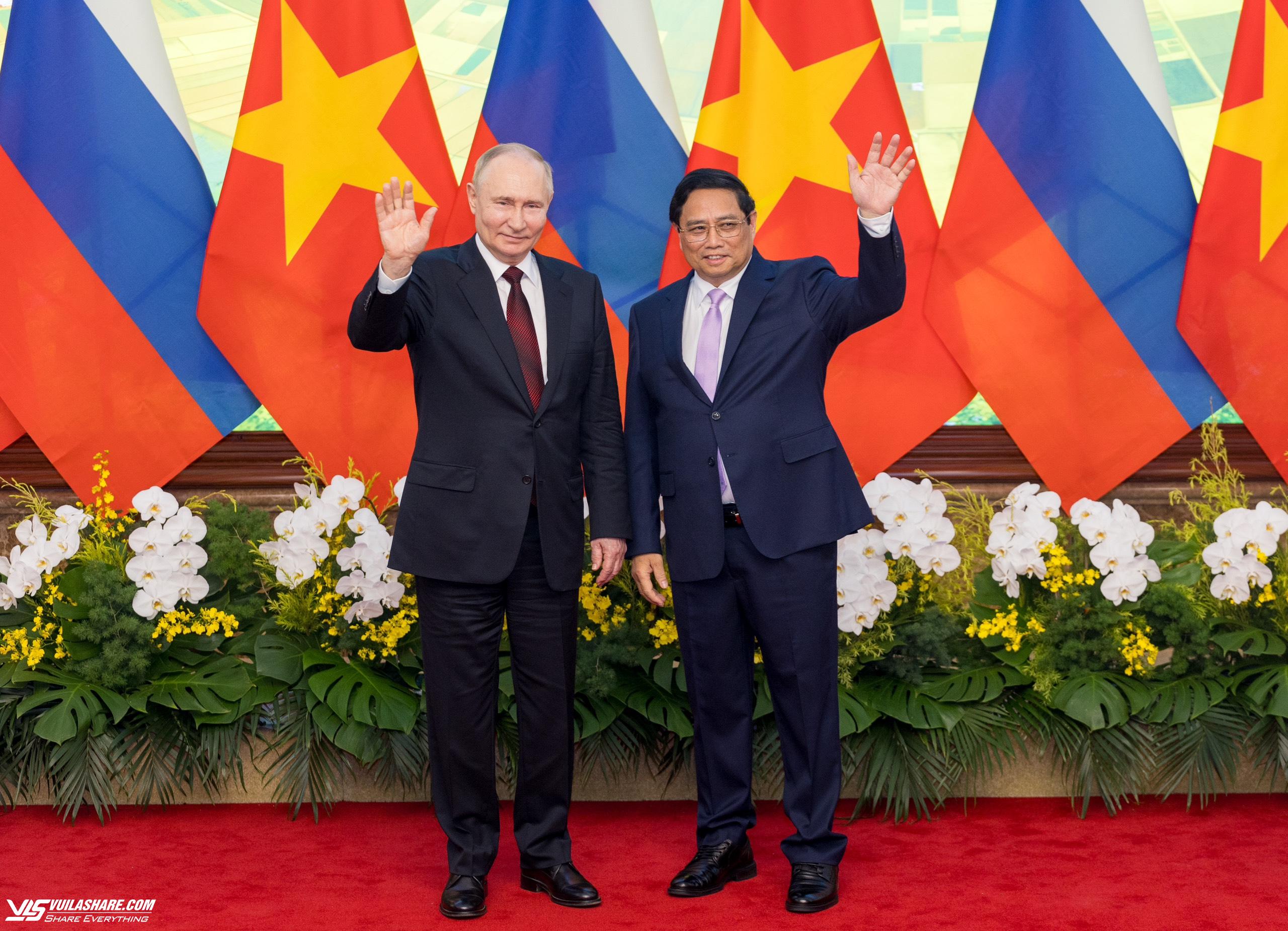 Thủ tướng Phạm Minh Chính hội kiến Tổng thống Nga Vladimir Putin- Ảnh 5.