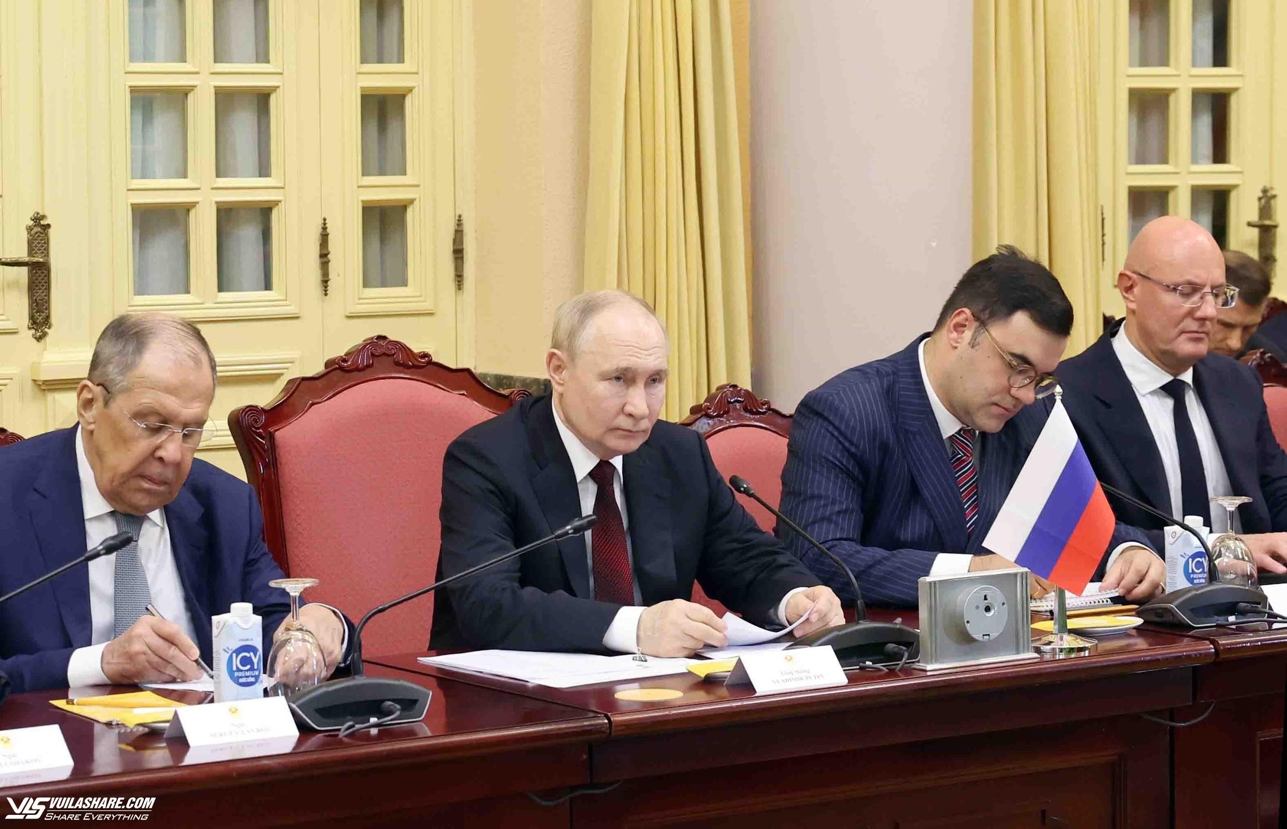 Chủ tịch nước Tô Lâm hội đàm với Tổng thống Nga Vladimir Putin- Ảnh 4.