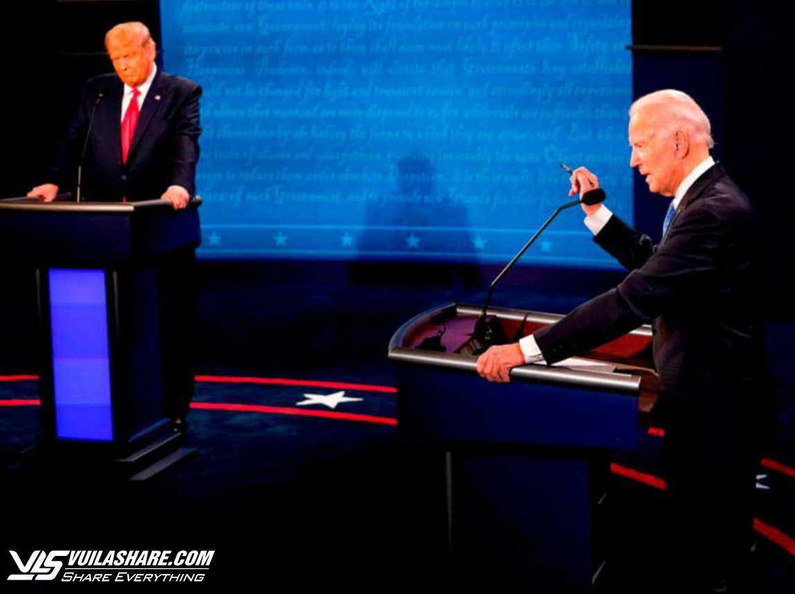 Trước 'trận' tranh luận ứng viên Tổng thống Biden-Trump, cũng có tung đồng xu- Ảnh 1.