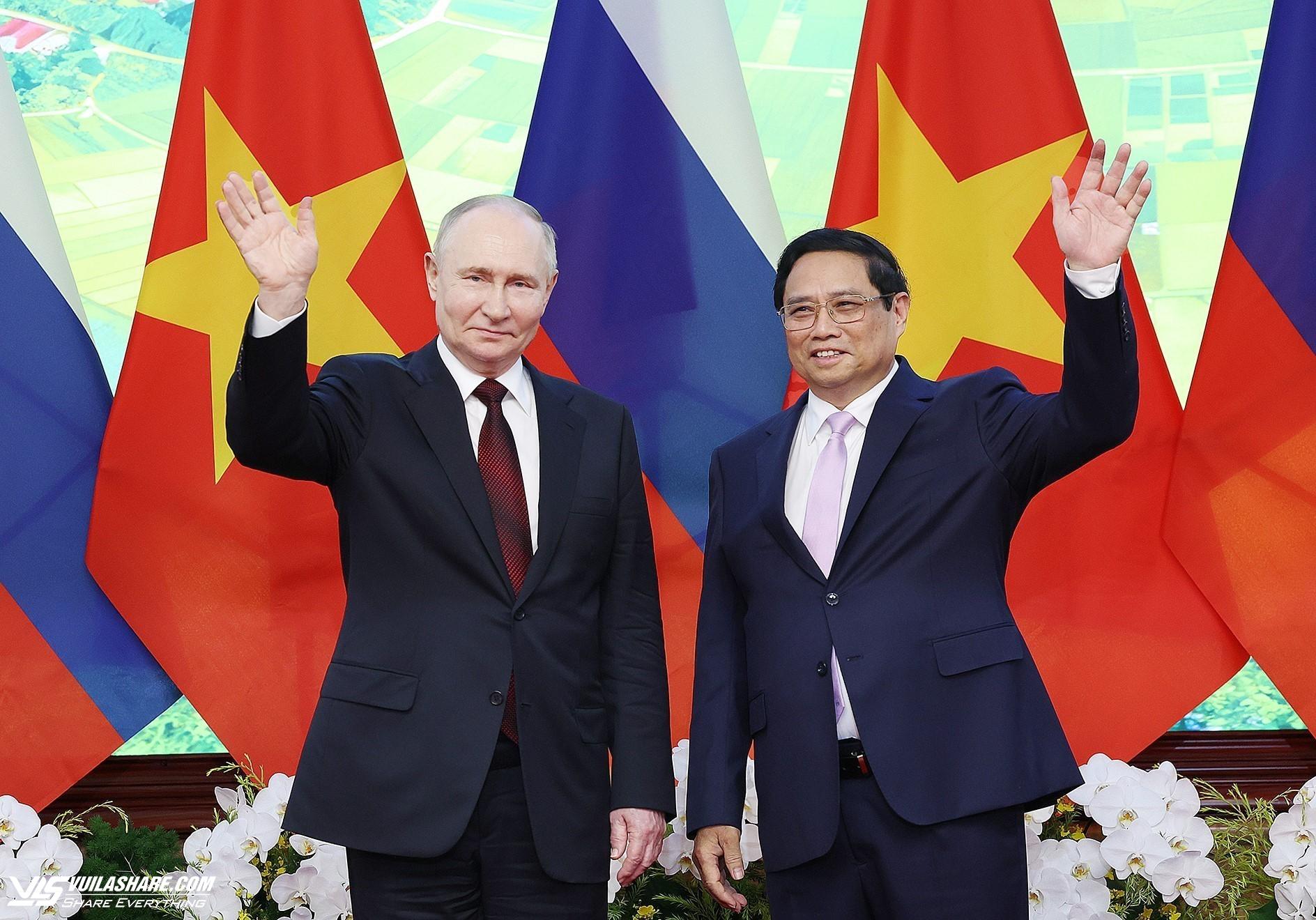 Thủ tướng Phạm Minh Chính hội kiến Tổng thống Nga Vladimir Putin- Ảnh 4.
