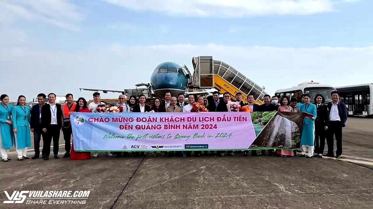 Tăng tần suất chặng bay Hà Nội - Đồng Hới kể từ ngày 17.6- Ảnh 1.