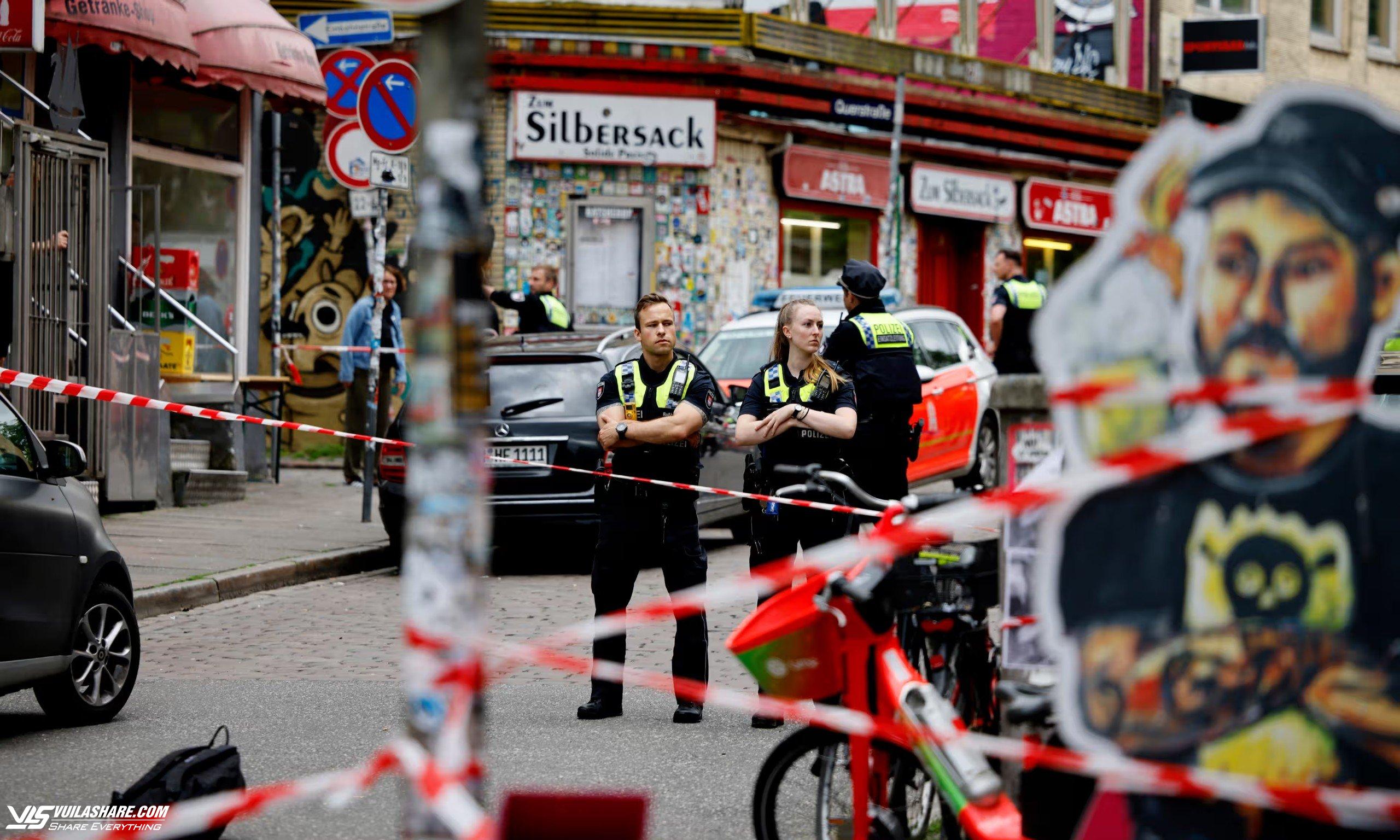 EURO 2024: Xuất hiện hành động khủng bố, cảnh sát Đức siết chặt an ninh tối đa - Ảnh 2.