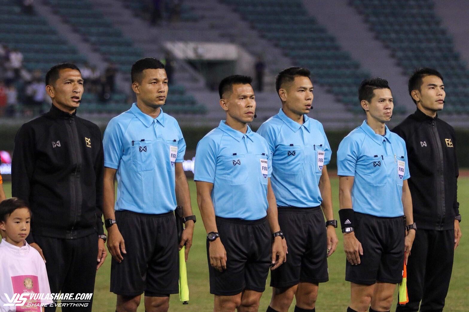 Hai trọng tài Thái Lan và Malaysia sắp bắt hai trận cực nóng tại V-League, là ai?- Ảnh 4.