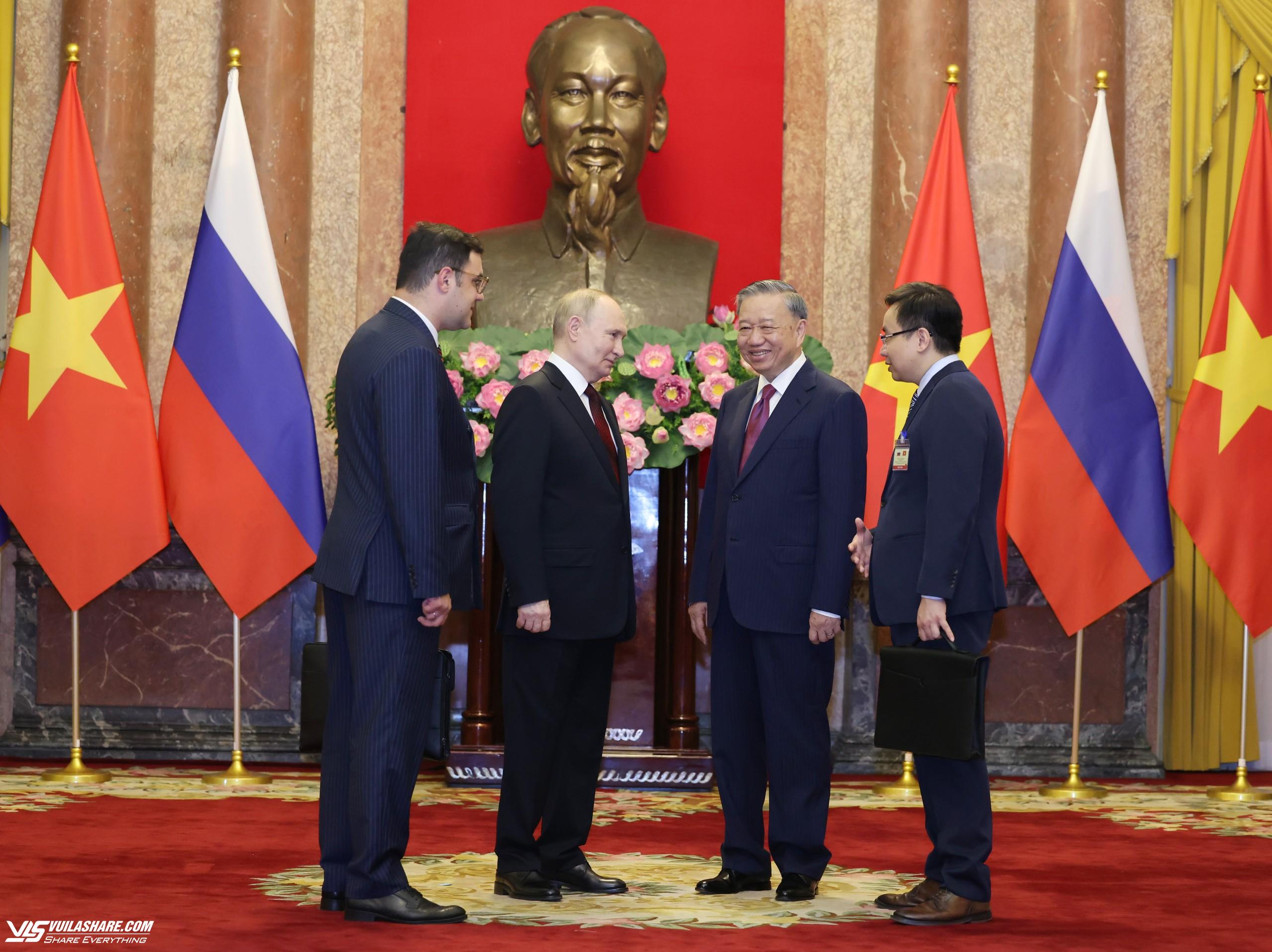 Chủ tịch nước Tô Lâm chủ trì lễ đón Tổng thống Nga Vladimir Putin- Ảnh 8.