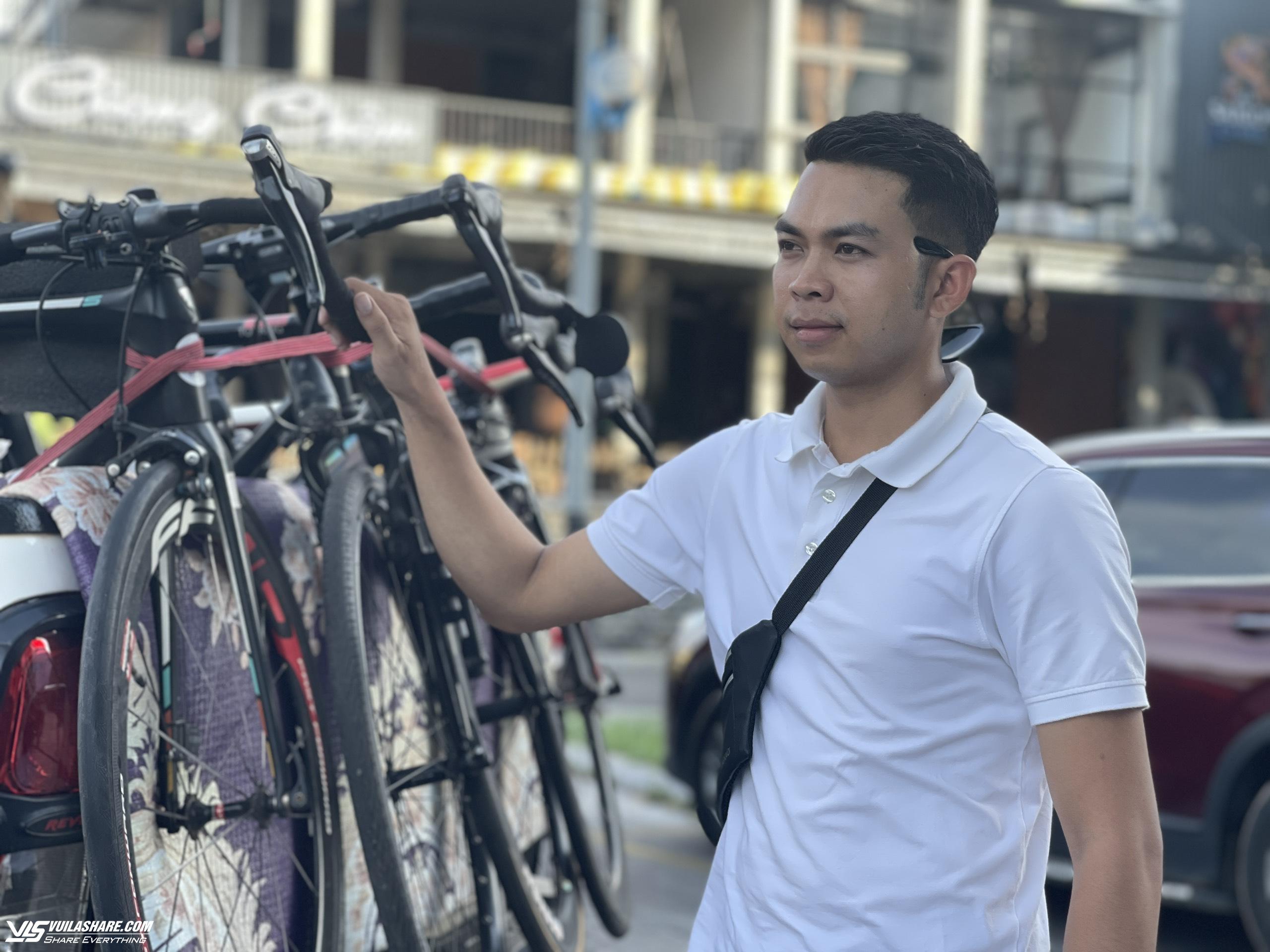 ‘Hot boy’ người Lào: Không đặt nặng thành tích, được đạp xe ở Việt Nam là vui rồi- Ảnh 1.